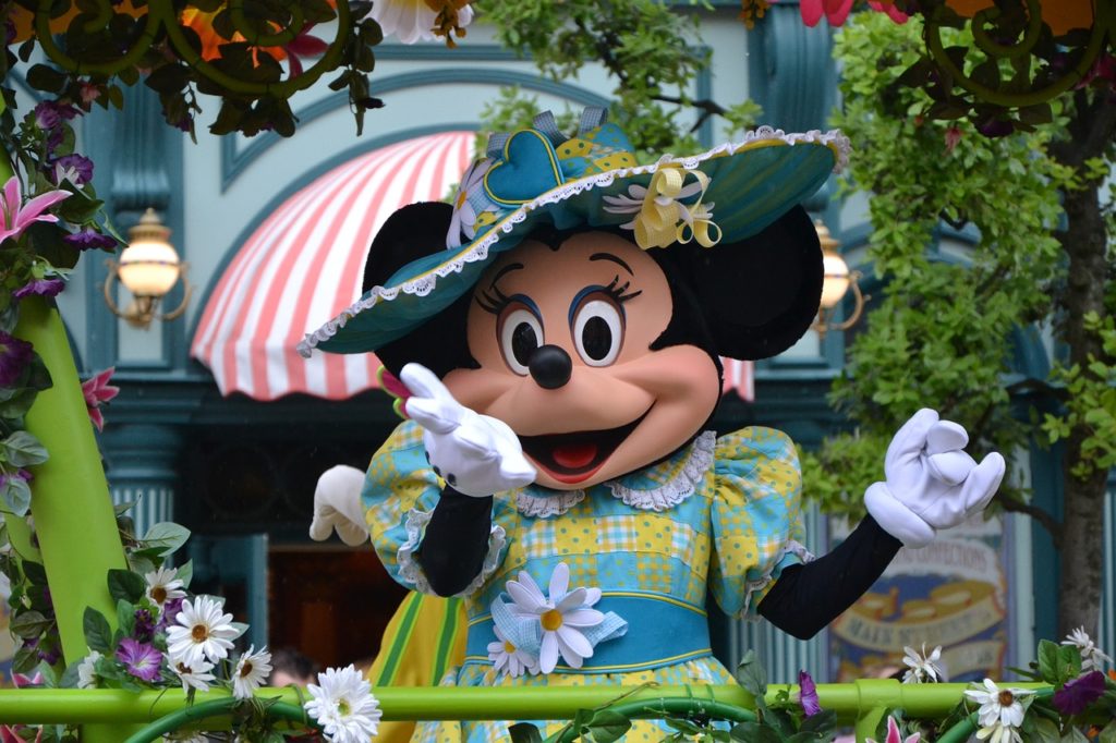 Disneyland Paris Minnie Mouse | Why Paris is ALWAYS a good idea - Guest Post from The Sparkle Spy - a female solo traveller experience of visiting the most romantic city in the world | Travel Tips | Elle Blonde Luxury Lifestyle Destination Blog | Vacation