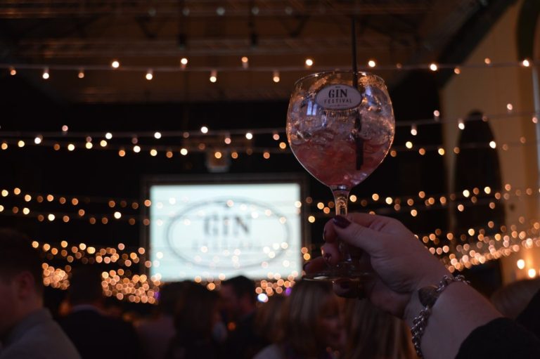 Read more about the article Why you Need to Buy Tickets to the Best Gin Festival in the UK