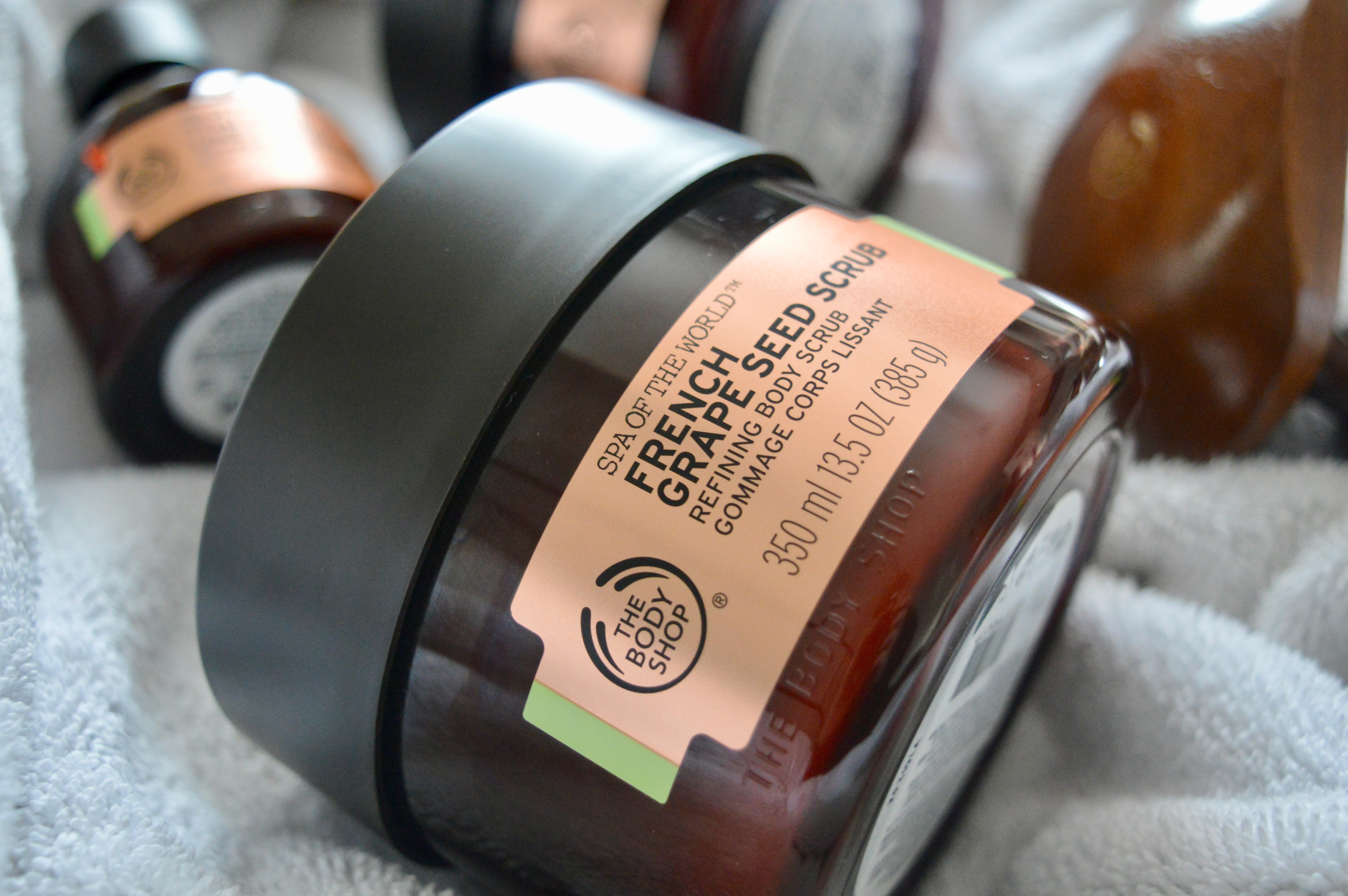 The Body Shop Spa of the World Firming and Toning Range Elle Blonde