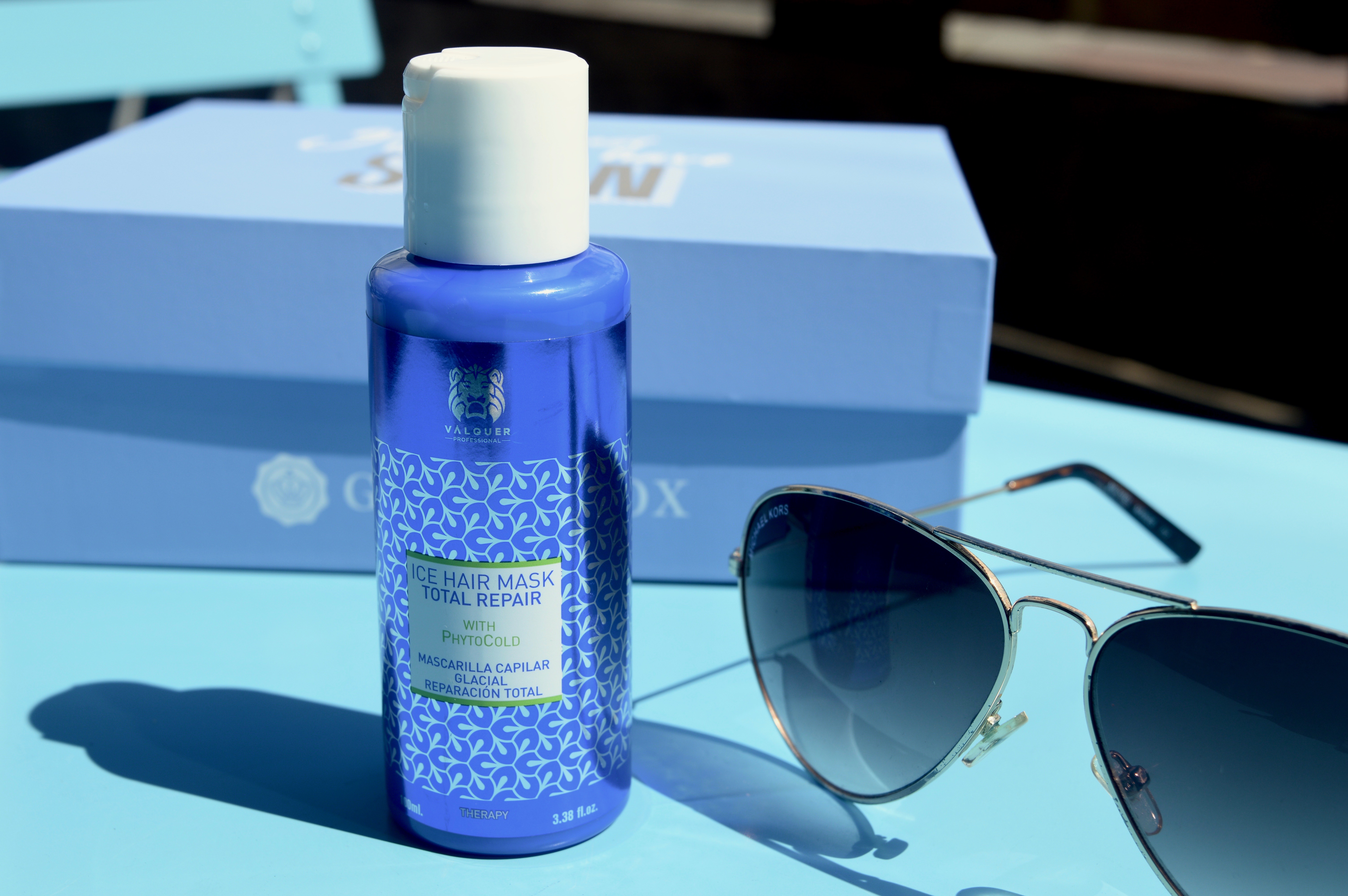 Read more about the article August Glossybox: Girls Just Wanna Have Sun