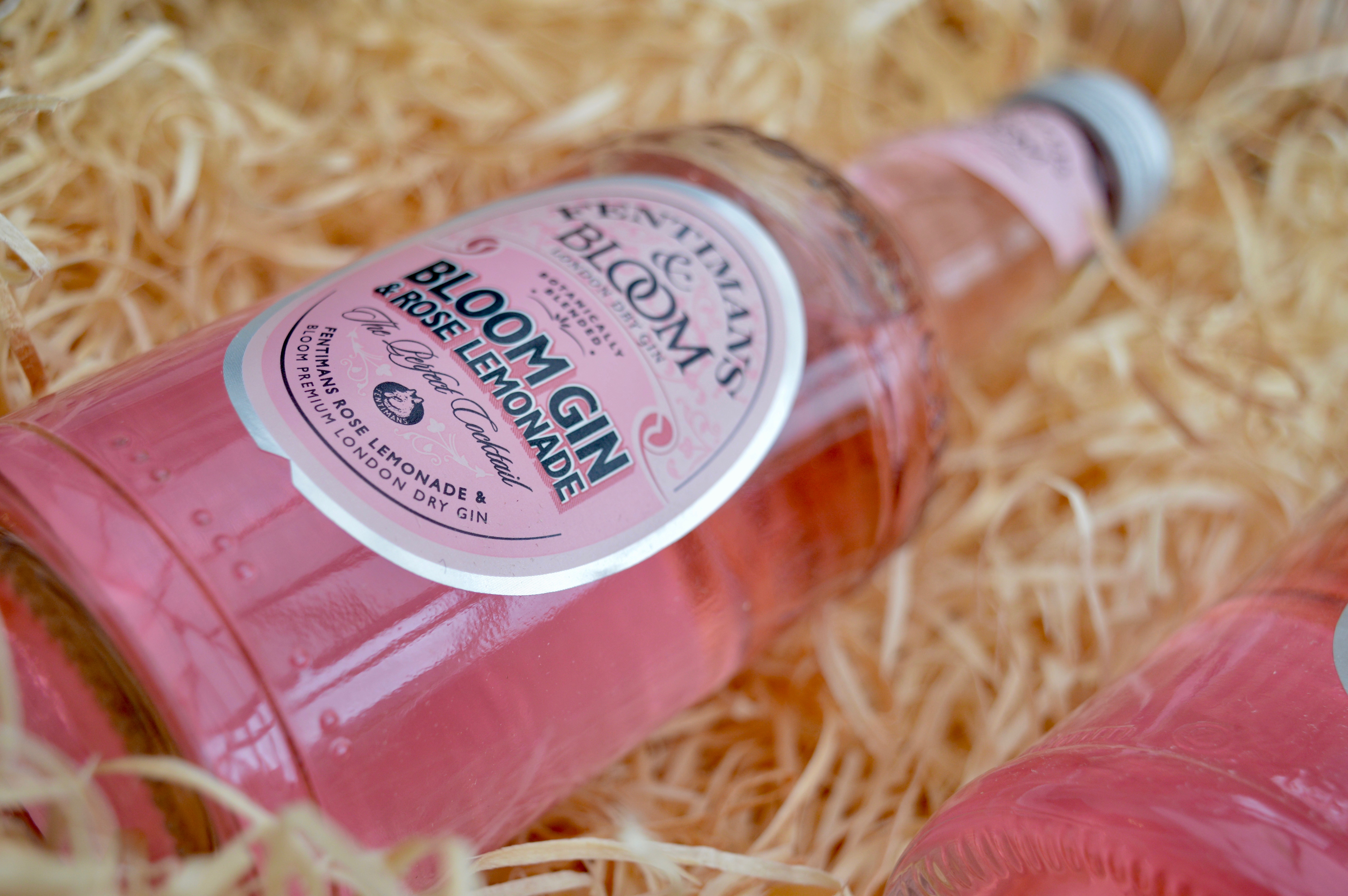 rose-lemonade-bloom-gin-national-gin-day-fentimans-mixers-elle-blonde-luxury-lifestyle-blog