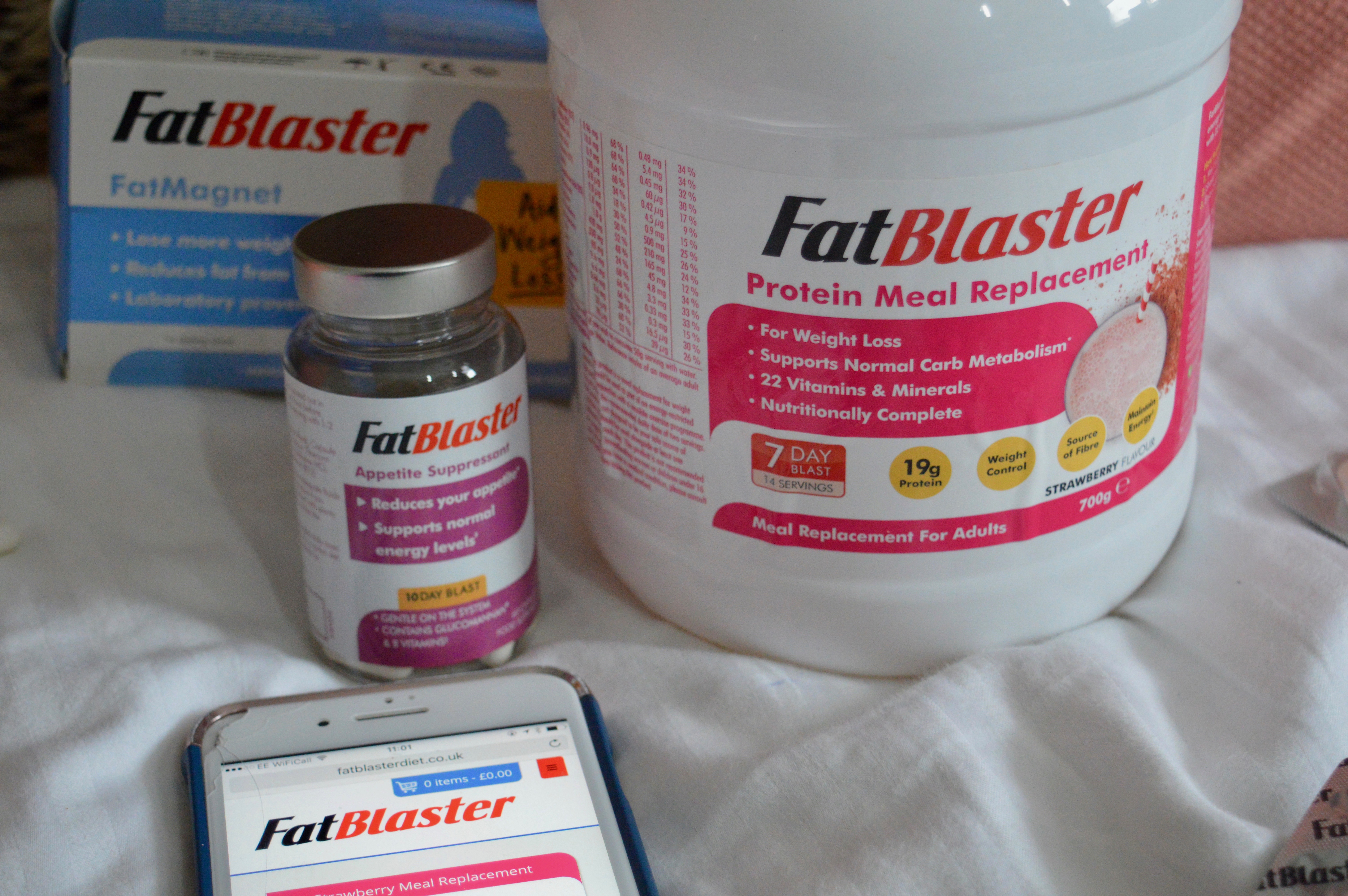 full-range-fatblaster-protein-meal-replacement-strawberry-elle-blonde-luxury-lifestyle-blog