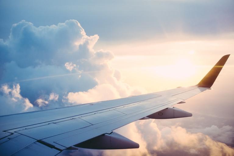 Read more about the article 5 Ways To Choose A Reliable Airline Company