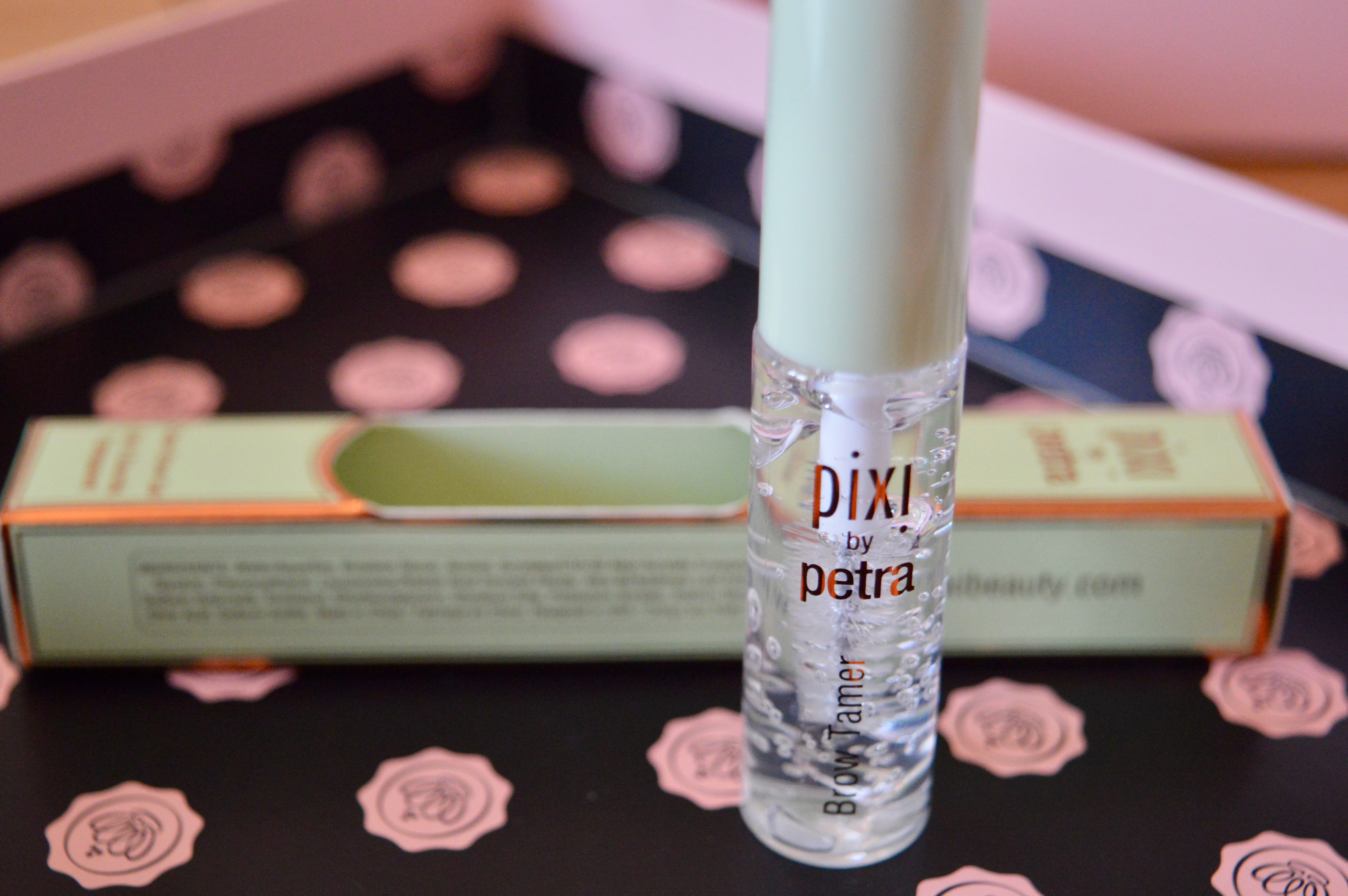 pixi-by-petra-brow-tamer-september-glossybox-beauty-subscription-box-elle-blonde-luxury-lifestyle-destination