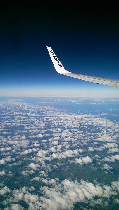 wing-ryanair-cancelled-flights-compensation-elle-blonde-luxury-lifestyle-destination-blog