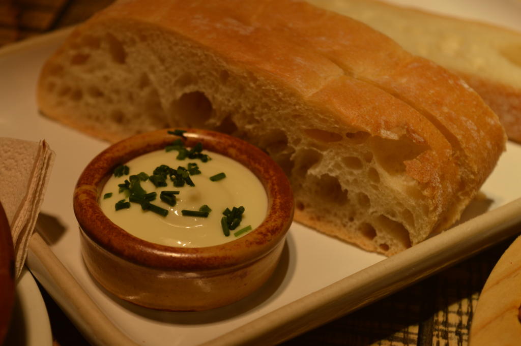 5 Handy Tips For Baking Sourdough Bread | Food & Drink | Elle Blonde Luxury Lifestyle Destination Blog