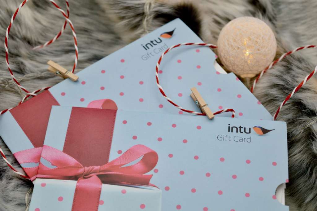 intu Gift Vouchers | What to buy somebody who has everything | Christmas Gift Guide | Elle Blonde Luxury Lifestyle Destination Blog