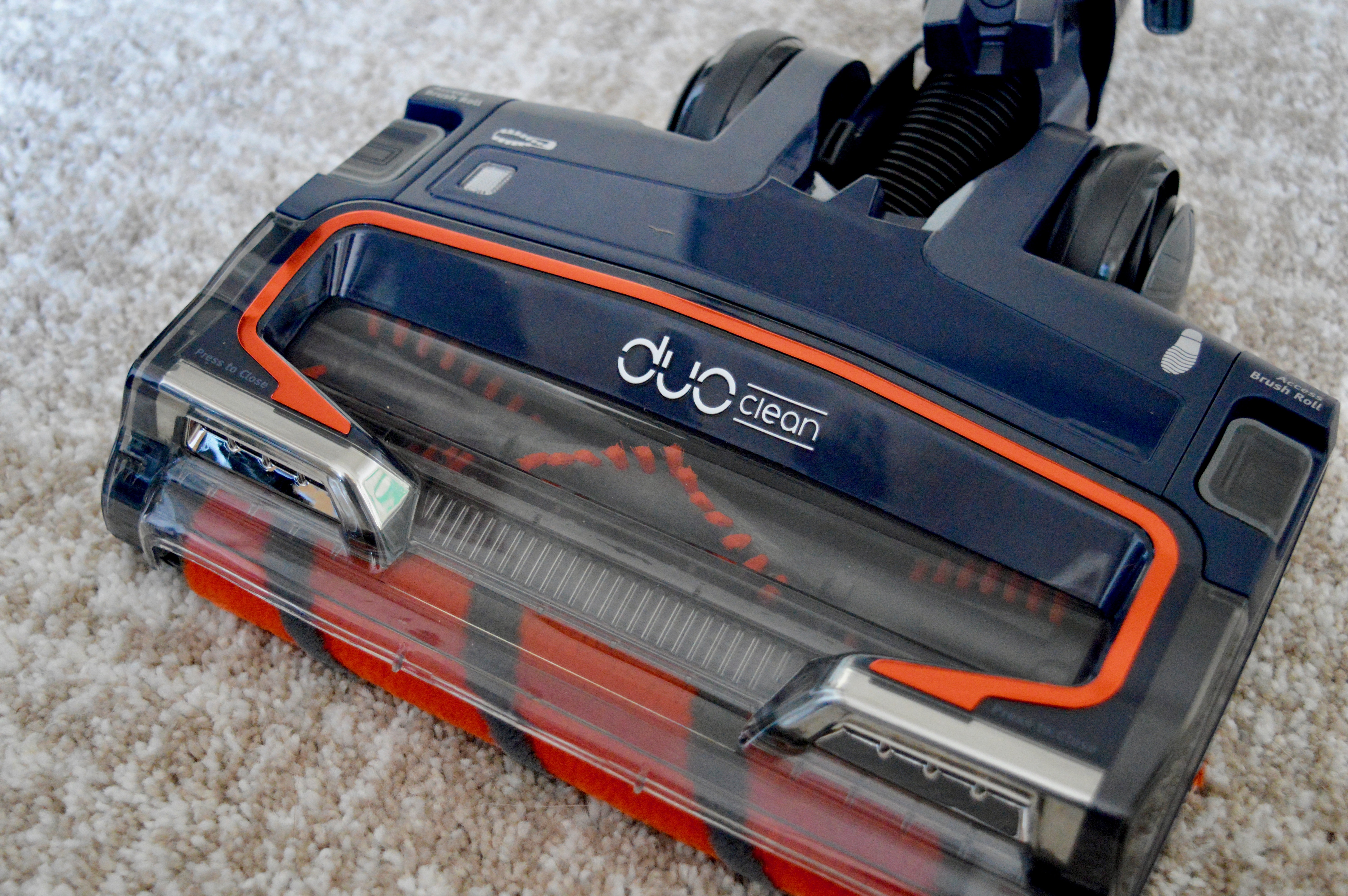 Vacuum Review: Shark DuoClean Cordless Vacuum Cleaner with TruePet Flexology Twin Battery IF250UKT | Elle Blonde Luxury Lifestyle Destination Blog