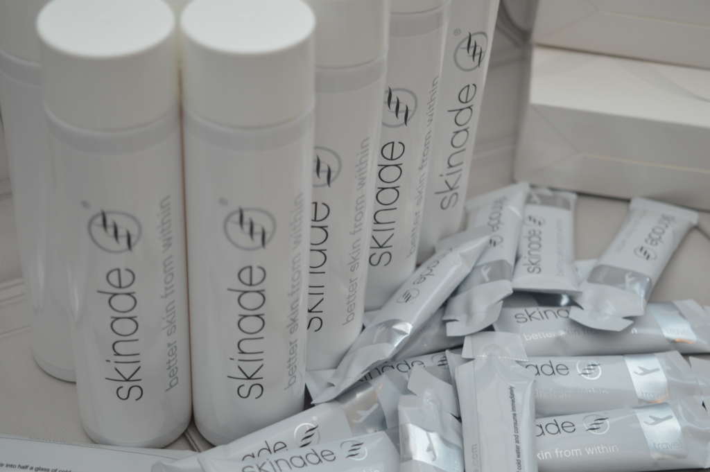 Skinade Celebrities | What is Skinade and is collagen ging to make me younger? | Full Review | Elle Blonde Luxury Lifestyle Destination Blog