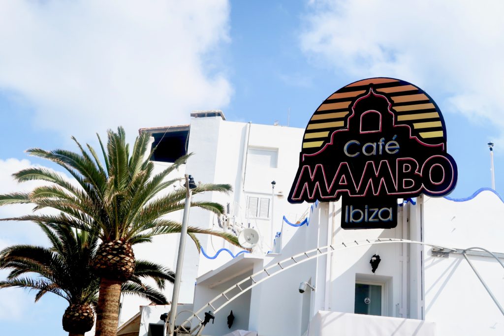 Cafe Mambo | Holiday & Wanderlust Inspo for the White Isle | Where’s good to eat in San Antonio Ibiza | Travel tips & guide | Elle Blonde Luxury Lifestyle Destination Blog