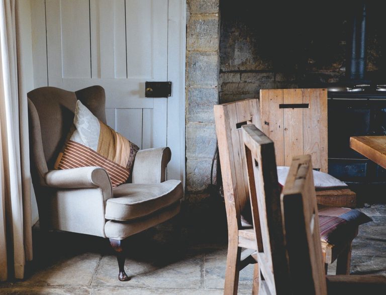 Read more about the article 4 Easy Tips To Turn Your Home Into A Snug Safe-Haven
