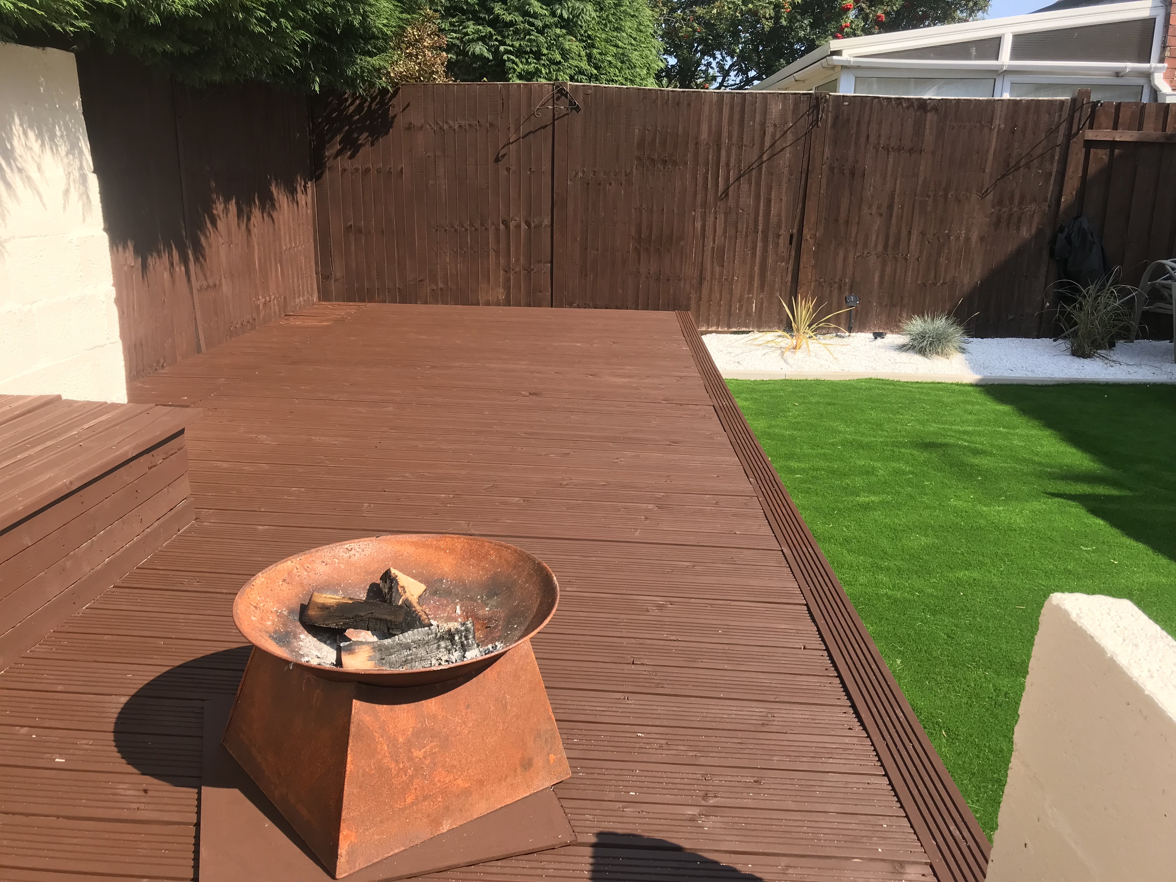 Read more about the article How to Keep Your Decking in Great Condition