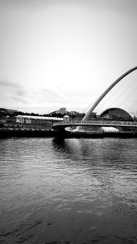Tips for running the Great North Run (or any half marathon) | Elle Blonde | If you're looking to run a half marathon here are our tips for the Great North Run, including our 8 week half marathon running training guide FREE download | Fitness | Elle Blonde Luxury Lifestyle Destination Blog " Newcastle Upon Tyne, Millennium Bridge, Gateshead. Great North City Games