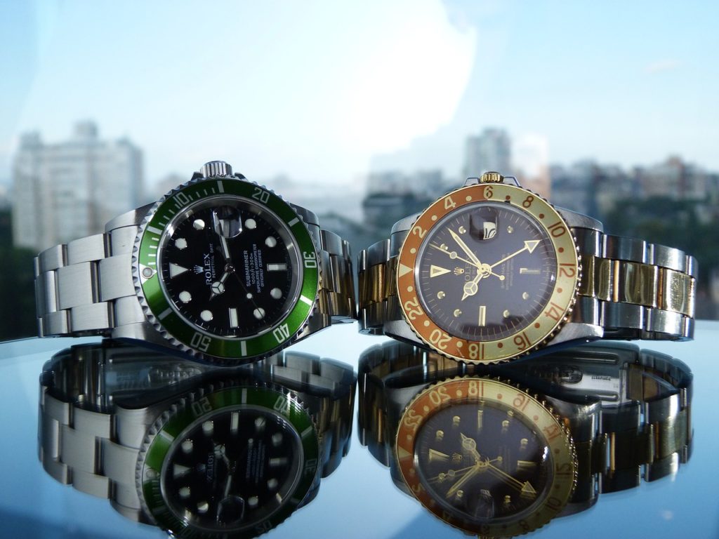 How to travel safely with a Rolex | Travel tips & guides | Safety | Elle Blonde Luxury Lifestyle Destination Blog