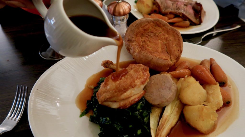 Chicken Sunday Dinner | Eating in Newcastle | The Hudson at The County | Food & Drink Review | Elle Blonde Luxury Lifestyle Destination Blog
