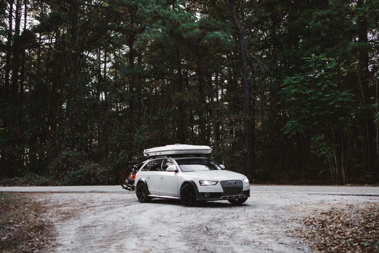 Read more about the article <strong>5 Trusty Tips for Preparing Your Car for Winter</strong>