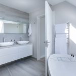 5 Easy Bathroom Cleaning Hacks You Need To Try