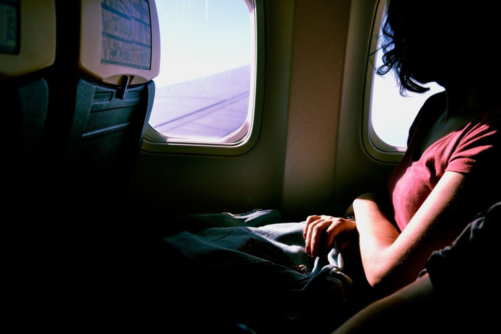 Plane etiquette - what not to do on a plane - Travel tips | Want to know what not to do on a plane? We bring our top plane etiquette tips to ensure that you're a great passenger on any flight. | Elle Blonde Luxury Lifestyle Destination Blog