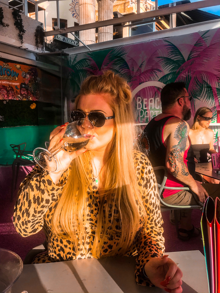 Ibiza Rocks Diner & Late Bar | Where's good to eat in San Antonio Ibiza, restaurant and food guide | Travel Tips | Elle Blonde Luxury Lifestyle Destination Blog