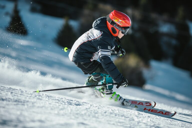 Read more about the article How To Best Prepare For Your 1st Skiing Holiday