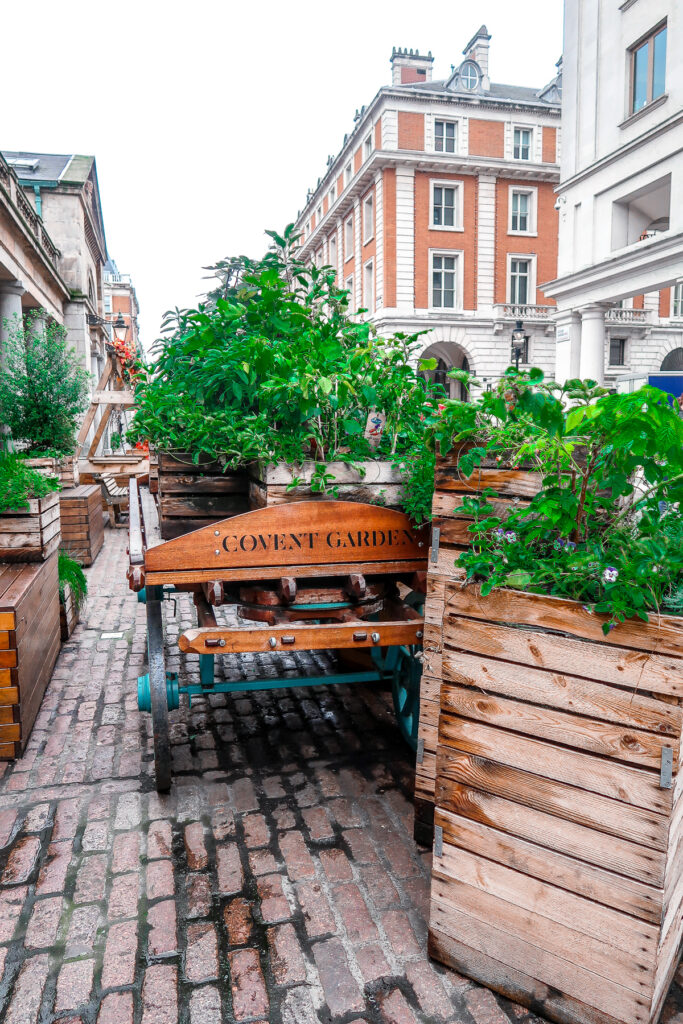 Covent Garden | Things to do in London | Travel Guide | Elle Blonde Luxury Lifestyle Destination