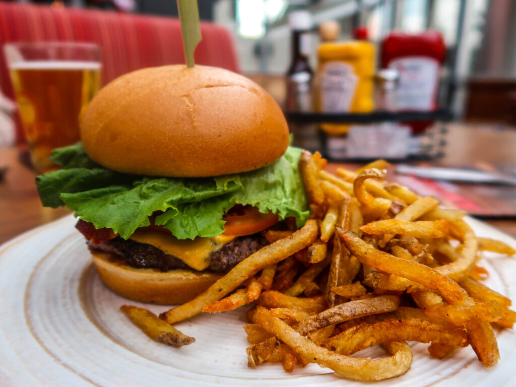 PBR Burger & Bottomless Beer Deal | 7 Night Itinerary for Las Vegas | If you're looking to plan things to do in Vegas here's what we got up to on our 6th visit | Travel Tips | Elle Blonde Luxury Lifestyle Destination Blog