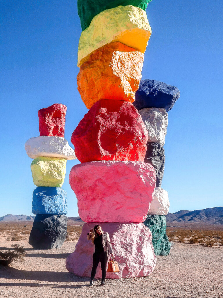7 Magic Mountains in Jean | 7 Night Itinerary for Las Vegas | If you're looking to plan things to do in Vegas here's what we got up to on our 6th visit | Travel Tips | Elle Blonde Luxury Lifestyle Destination Blog