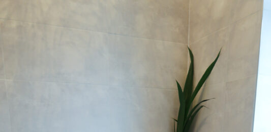 How to create a luxury hotel like bathroom in a small space | Bathroom Renovation | Elle Blonde Luxury Lifestyle Destination Blog