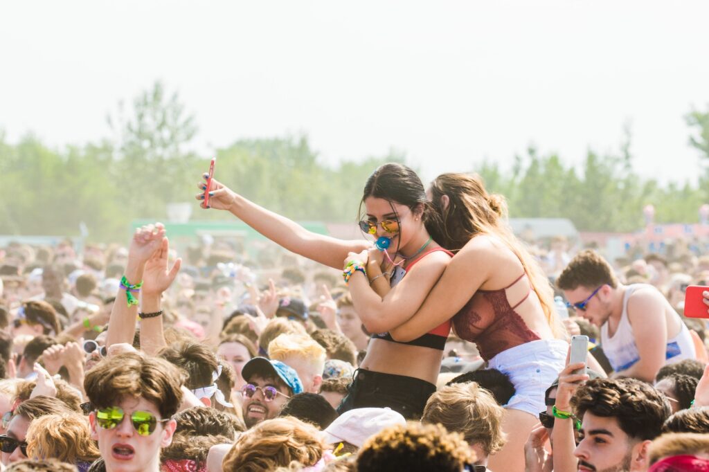 Perspirex Review | Which deodorant should you take to a festival | Travel tips | Elle Blonde Luxury Lifestyle Destination Blog