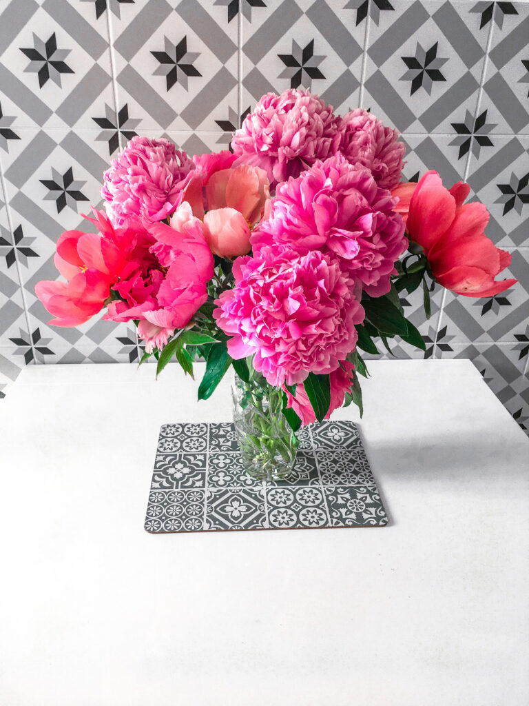 Moonpig Fresh Flower Bouquets Discount Code - Pink Peonies Review | Gifts | Elle Blonde Luxury Lifestyle Destination Blog