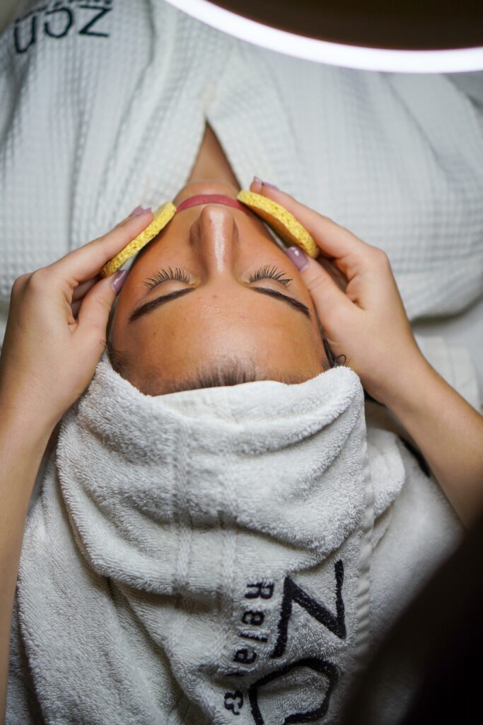 3 Reasons You Should Get A Facial For Your Skin | Beauty Tips & Advice | Elle Blonde Luxury Lifestyle Destination Blog