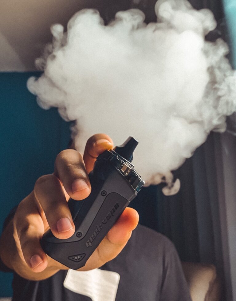 Read more about the article 5 Reasons to Vape