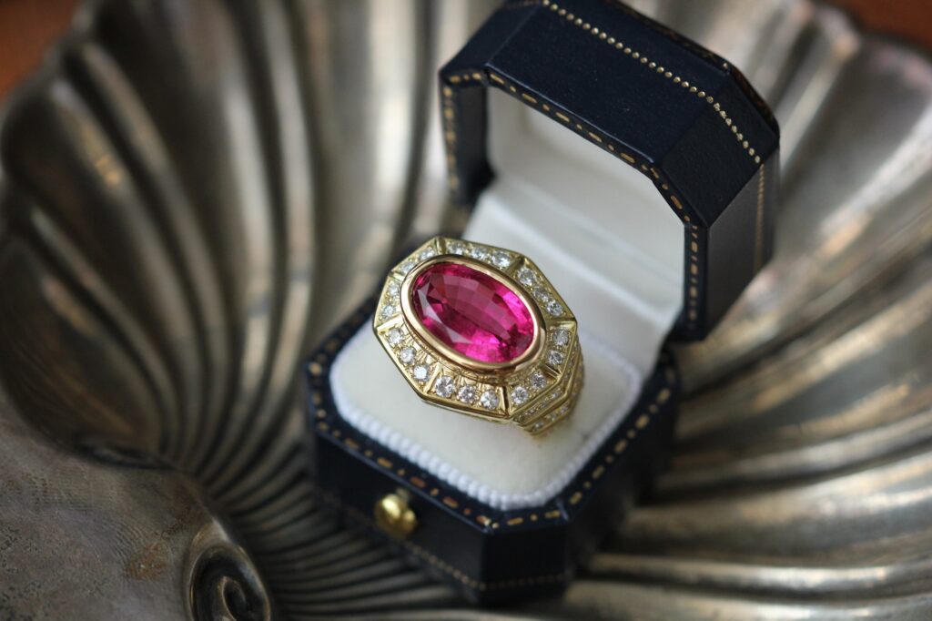 What Gemstones Were The Most Popular In Antique Jewellery?