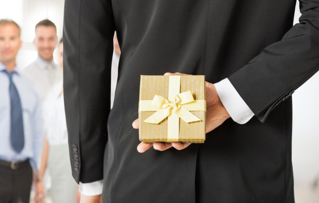 A Word on Gift Giving in the Corporate World 7