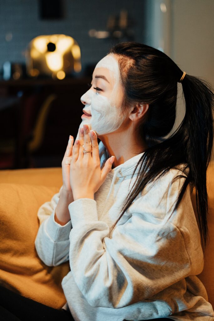Top 6 Tips for Healthy Winter Skin | Beauty Tips | Elle Blonde Luxury Lifestyle Destination Blog