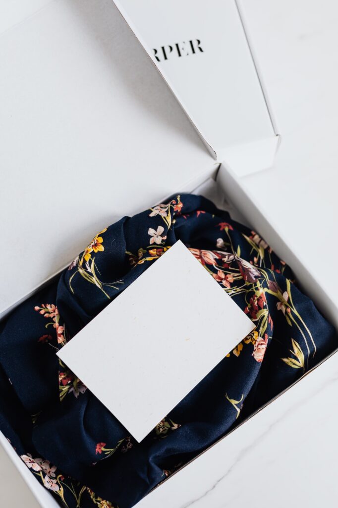 Custom Packaging 101: Design Features & Types of Packaging | Elle Blonde Luxury Lifestyle Destination Blog