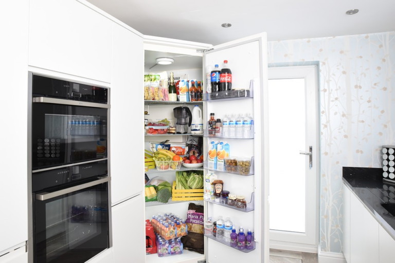 Read more about the article 5 Essential Tips for Organizing Your Kitchen