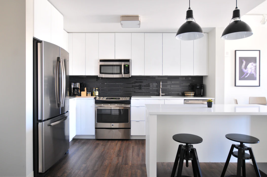 Essential Appliances That Will Help You Become More Efficient In The Kitchen | Home Interiors | Elle Blonde Luxury Lifestyle Destination Blog | Appliances for Kitchens |  Wholesale Cabinets