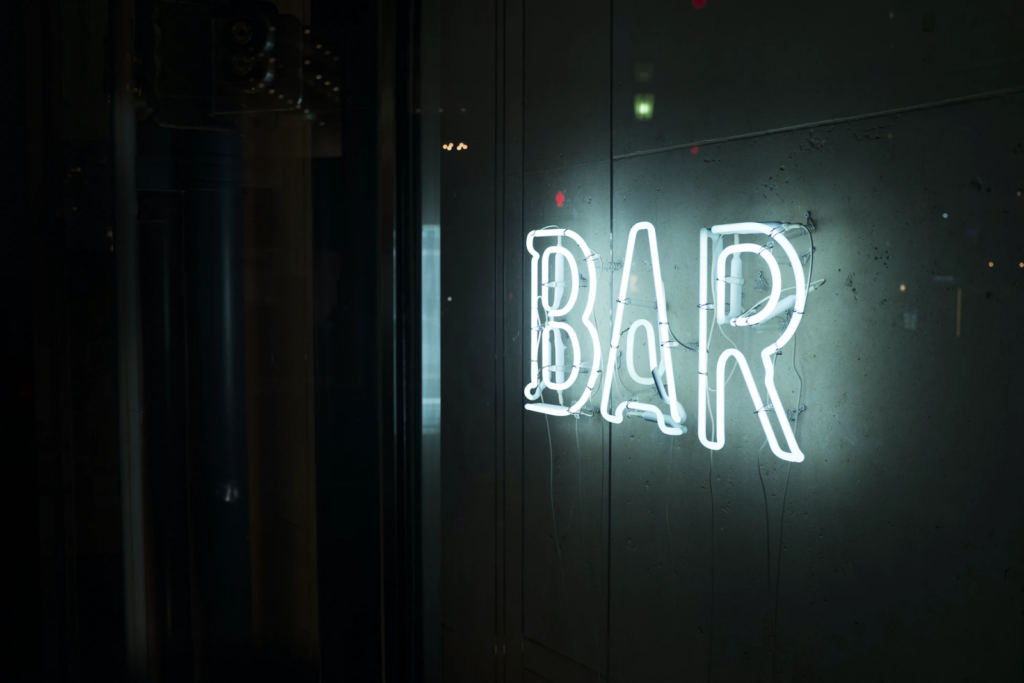 6 Amazing Reasons To Install A Neon Sign In Your Shop 1
