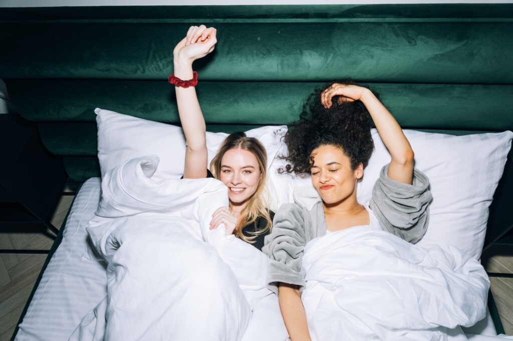 8 Ideas for Slumber Parties | Lifestyle | Elle Blonde Luxury Lifestyle Destination Blog | Trouble Sleeping | Pillow