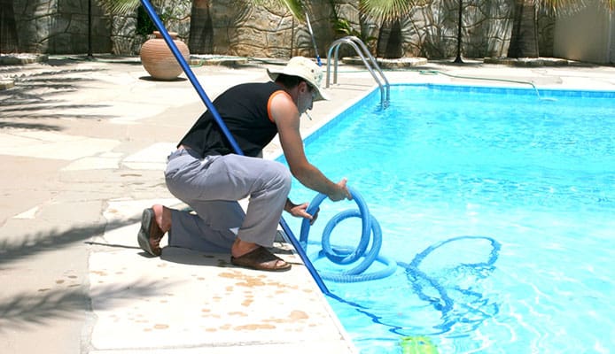 Read more about the article Which Automatic Pool Cleaner is Right for You?