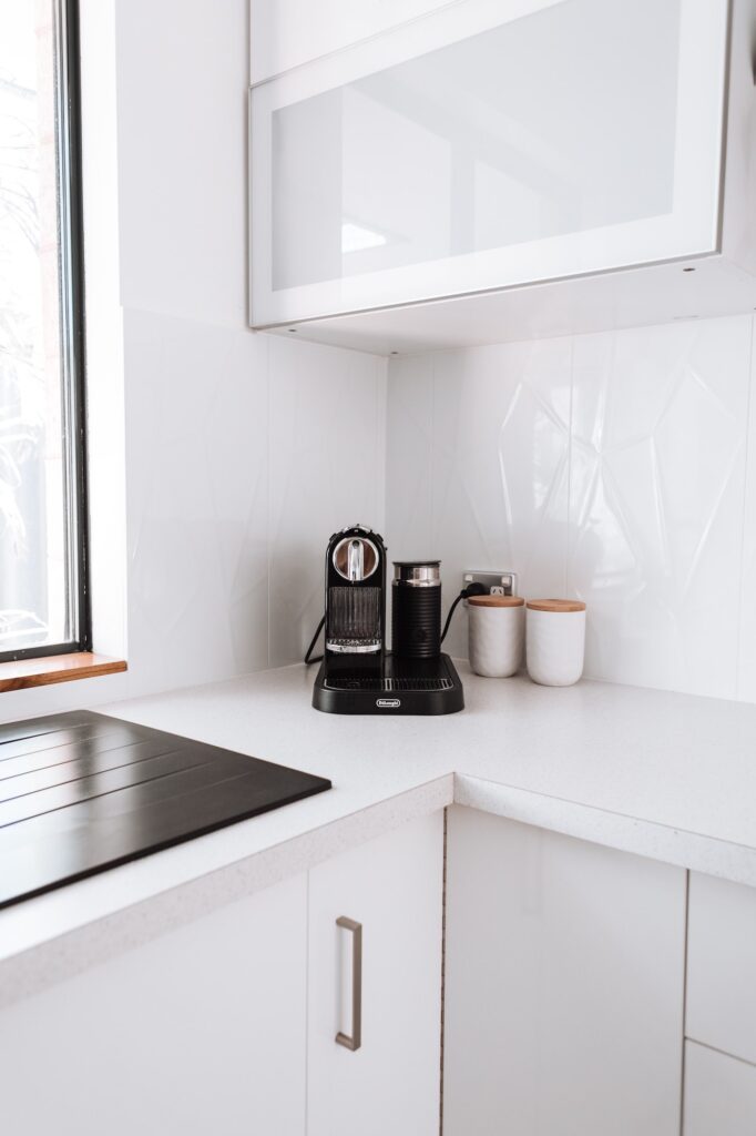 Kitchen Backsplash | How to Save Money or Stick to a Budget When Remodelling Your Kitchen | Home Interiors | Elle Blonde Luxury Lifestyle Destination Blog