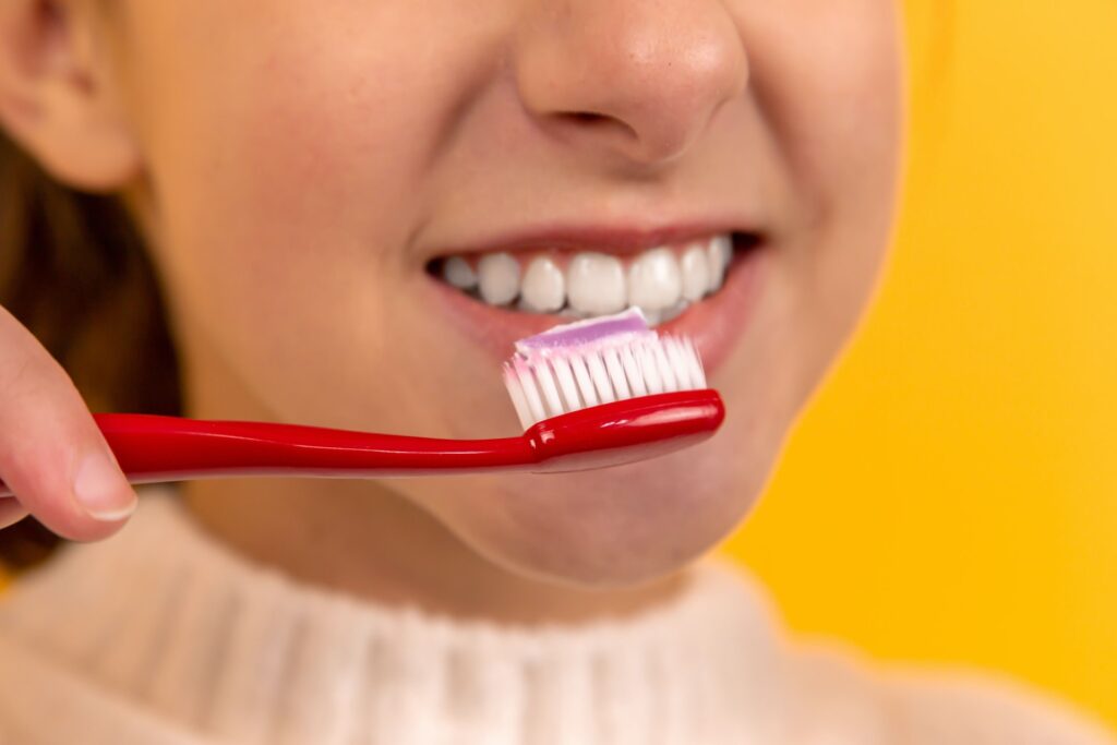 Learn What Method Do Cosmetic Dentists Use to Whiten Teeth