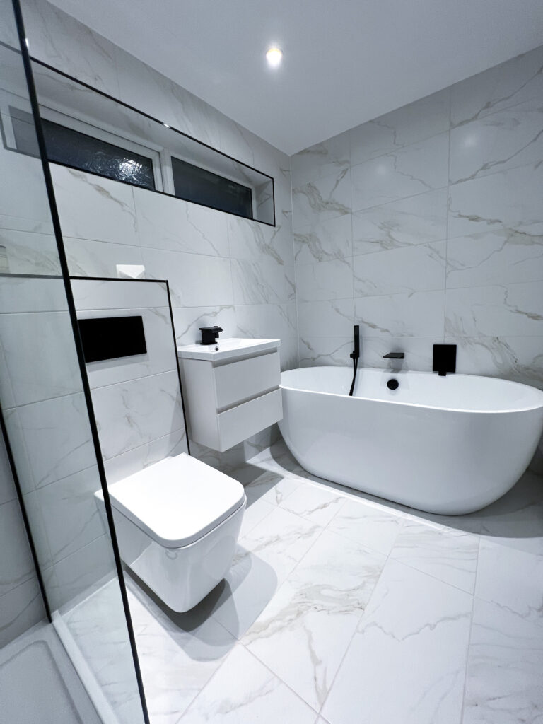 Bathroom reno | How to easily renovate your bathroom to create hotel luxury | Elle Blonde Luxury Lifestyle Destination Blog