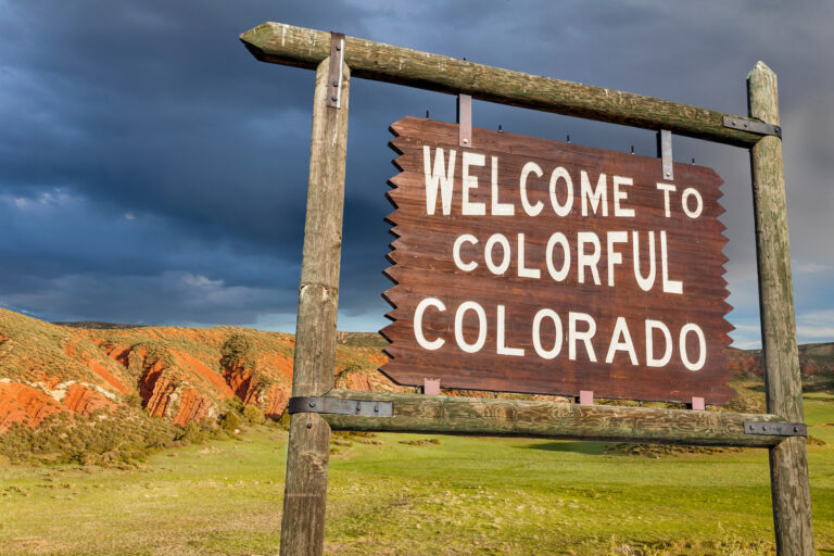 Read more about the article 11 Important Things to Know Before Moving to Colorado