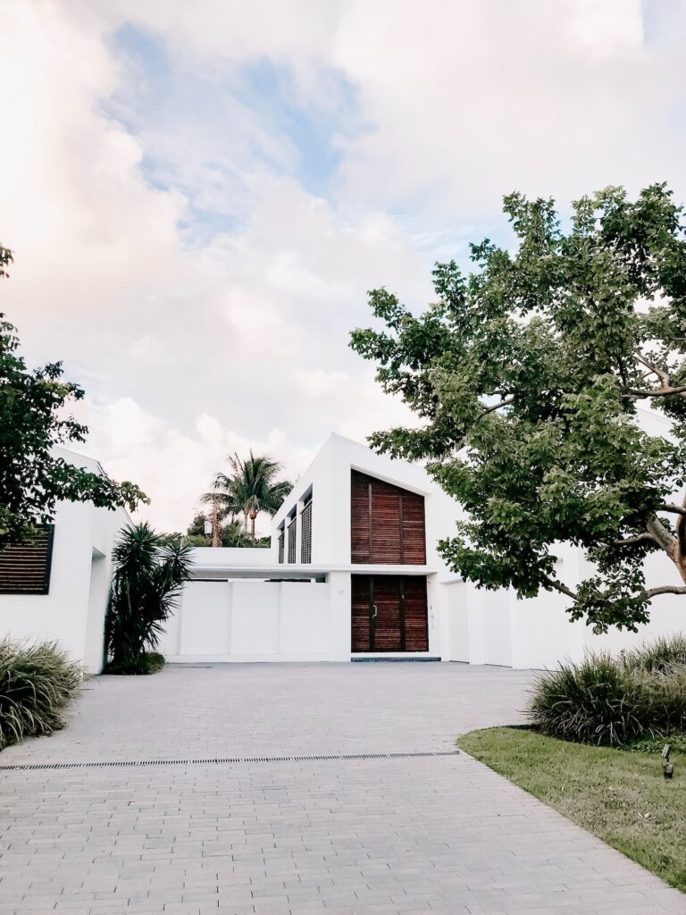 6 Important Factors To Consider When Shopping For A Driveway Gate | Home Interiors | Elle Blonde Luxury Lifestyle Destination 