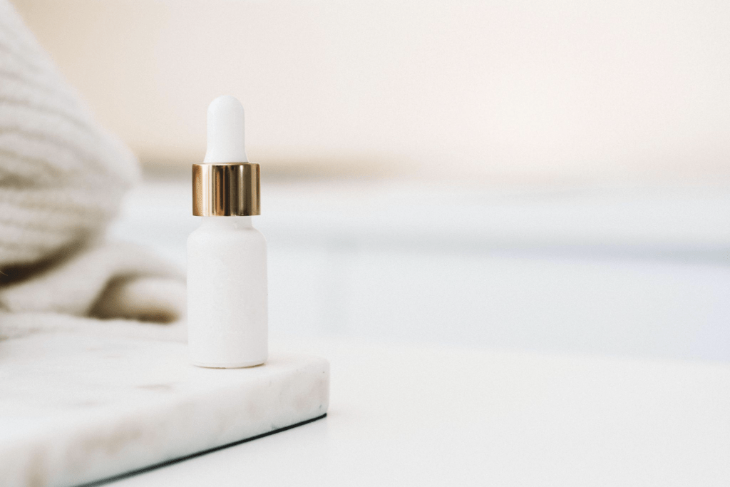 What Are the 4 Benefits of Skin Serum? | Beauty | Elle Blonde Luxury Lifestyle Destination Blog