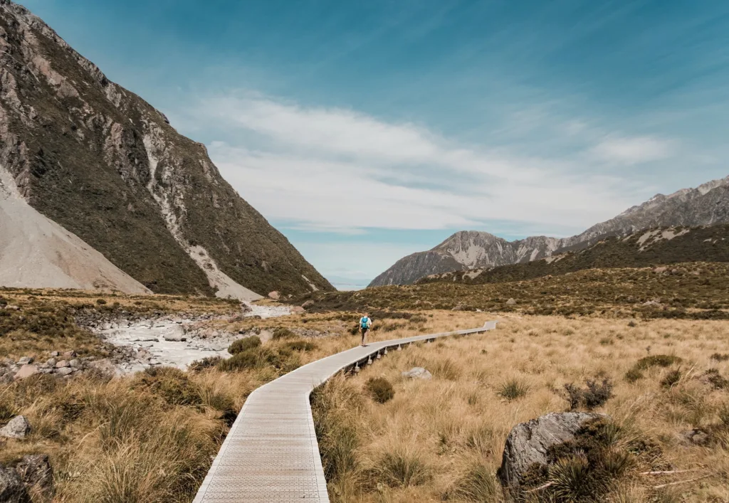 New Zealand: The Perfect Country for Adventure Seekers | Travel Tips - New Zealand | Elle Blonde Luxury Lifestyle Destination Blog