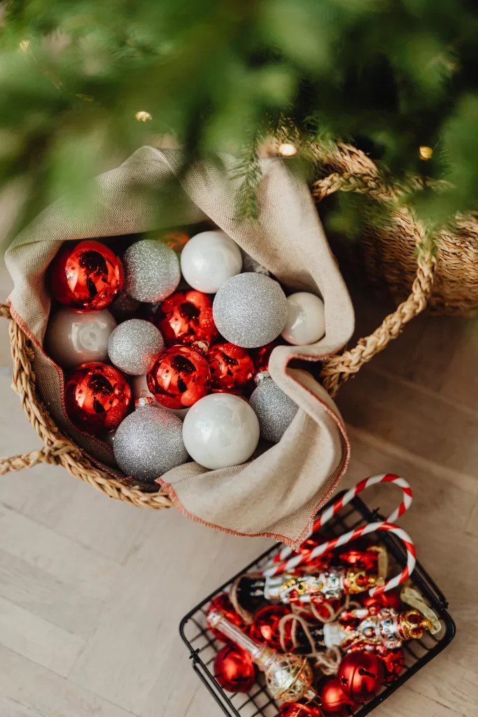 What You Need to Know When Buying a Christmas Ball: Sizing, Colors, and Materials | Holidays. | Elle Blonde Luxury Lifestyle Destination Blog