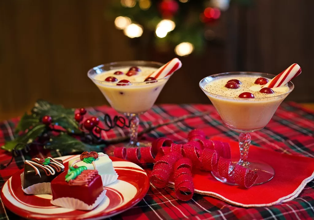 The History of Eggnog: Christmas's Ultimate Cocktail | Food & Drink | Elle Blonde Luxury Lifestyle Destination Blog